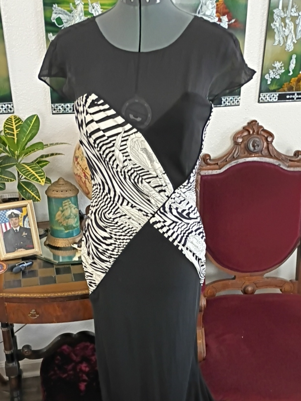 Leonard Black And White Gown Size 6